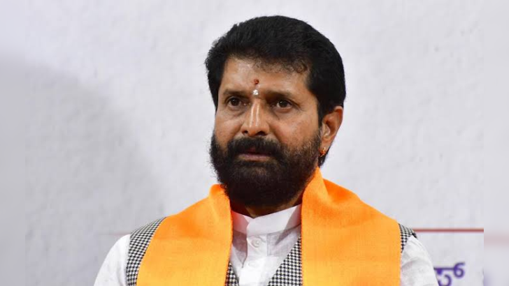 https://www.salarnews.in/public/uploads/images/newsimages/maannewsimage11092025_160954_Web 728x410 (4).png